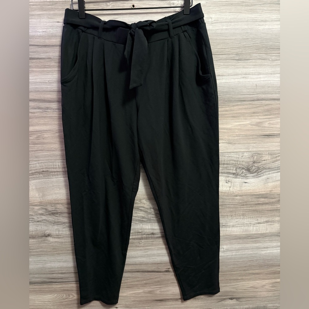 NWT Garnet Hill Black Tencel Pants